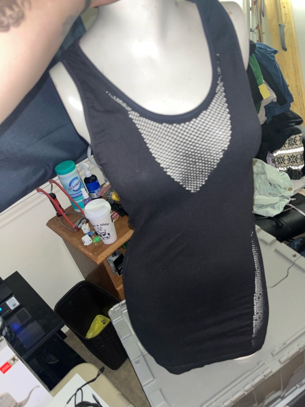 Black Sleeveless Mesh-Accent Women's Tank Top